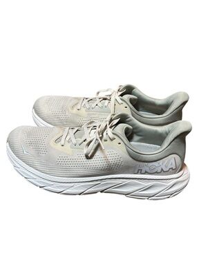 Hoka One One Men's Arahi 7 Running Shoes Size 10.5D Gray and White